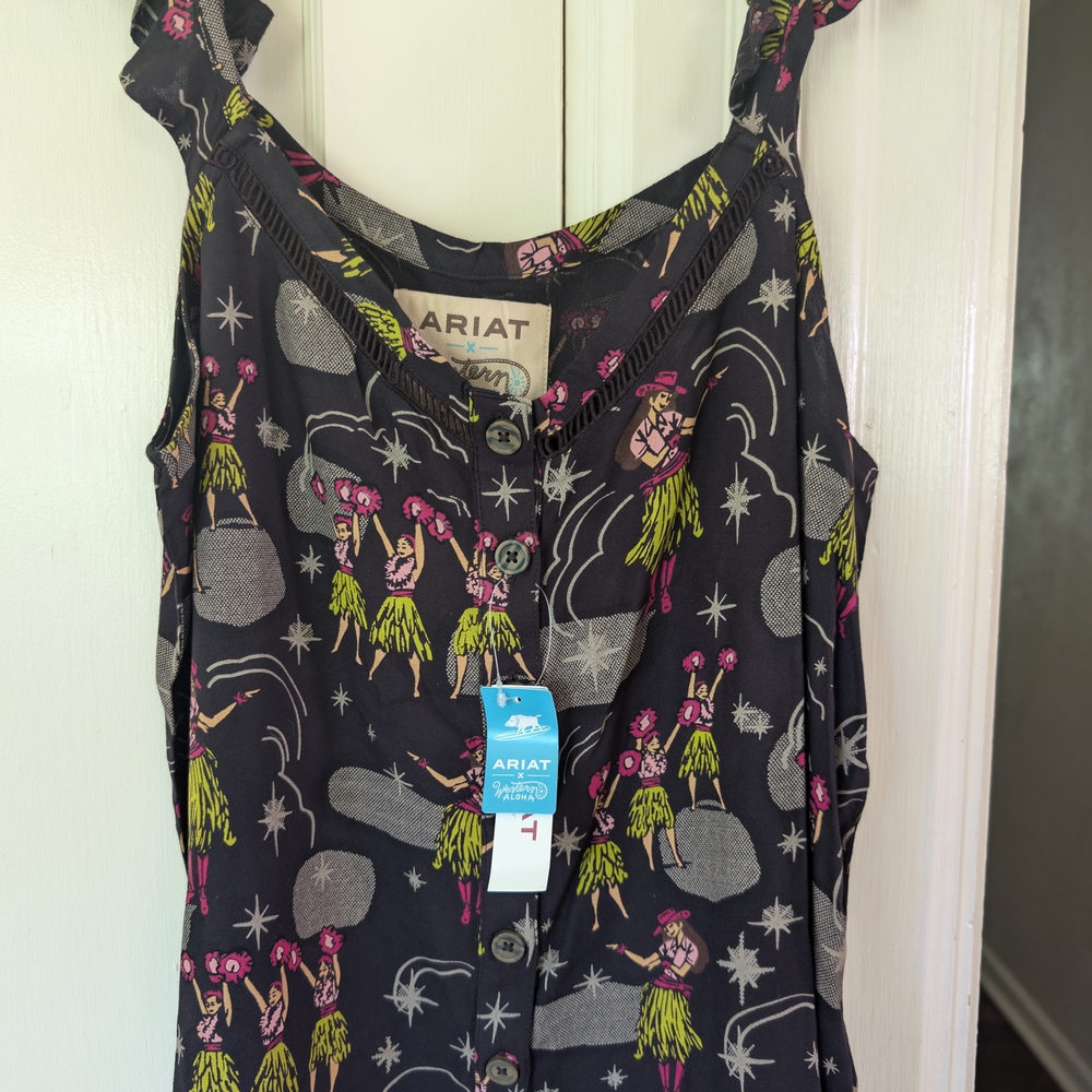 Ariat Buttoned Sleeveless Green and Black Tank Top